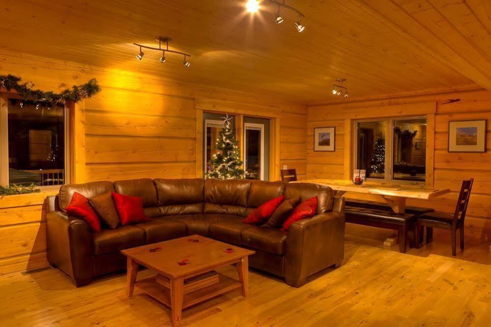 Mount 7 Lodges Golden Luaran gambar
